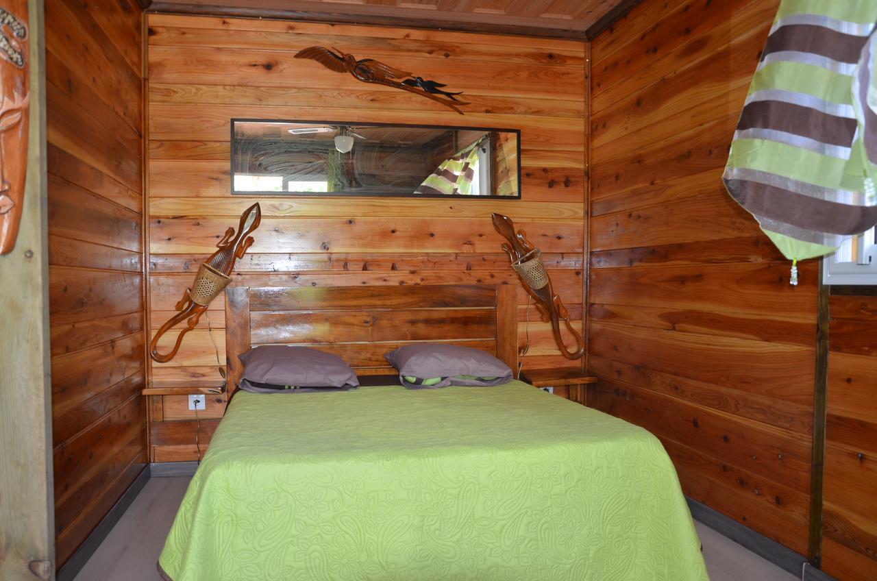 Bed and Breakfast Fleur Des Iles Bras-Panon Exterior foto