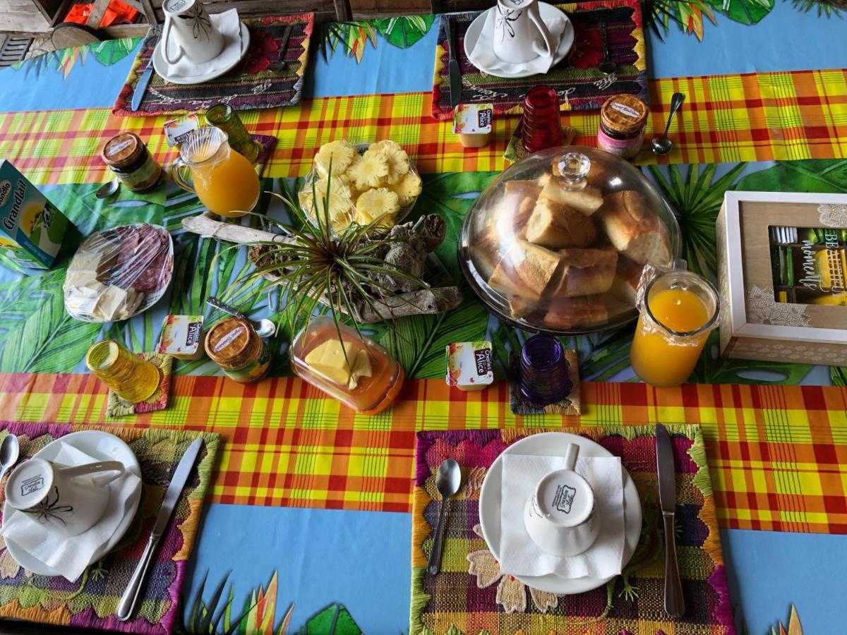 Bed and Breakfast Fleur Des Iles Bras-Panon Exterior foto